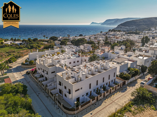 Town house in Agua Amarga, Almería