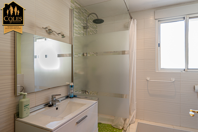 ARB2VC14: Villa for Sale in Arboleas, Almería