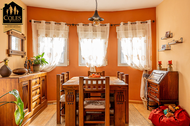 ZUR3VC09: Villa for Sale in Zurgena, Almería