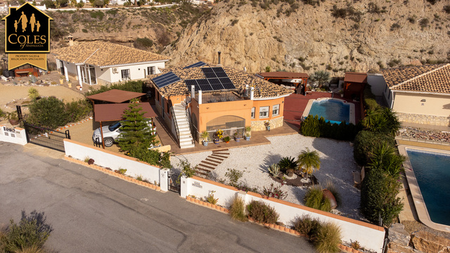 ZUR3VC09: Villa for Sale in Zurgena, Almería