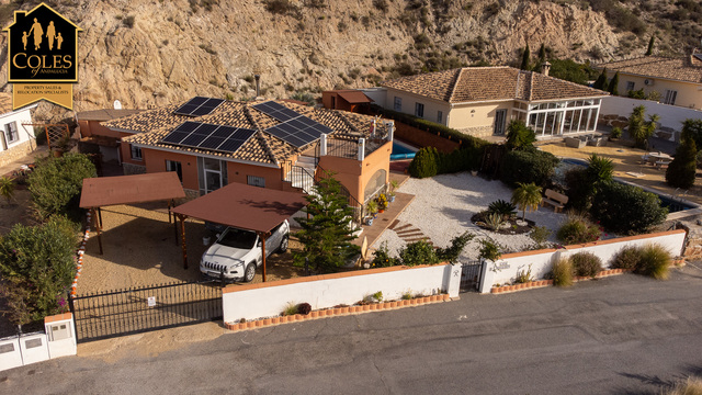 ZUR3VC09: Villa for Sale in Zurgena, Almería