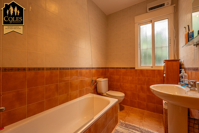 ARB3VT32: Villa for Sale in Arboleas, Almería