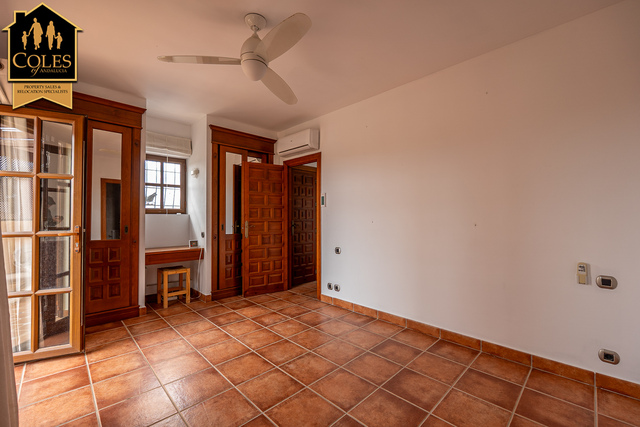 DES3V05: Villa for Sale in Desert Springs, Almería