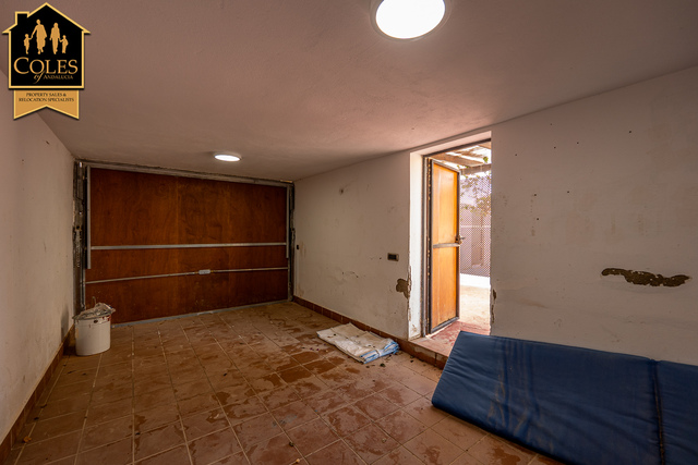 DES3V05: Villa for Sale in Desert Springs, Almería