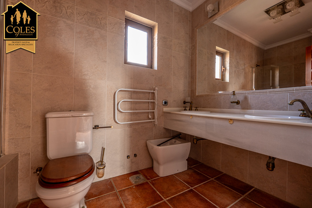 DES3V05: Villa for Sale in Desert Springs, Almería