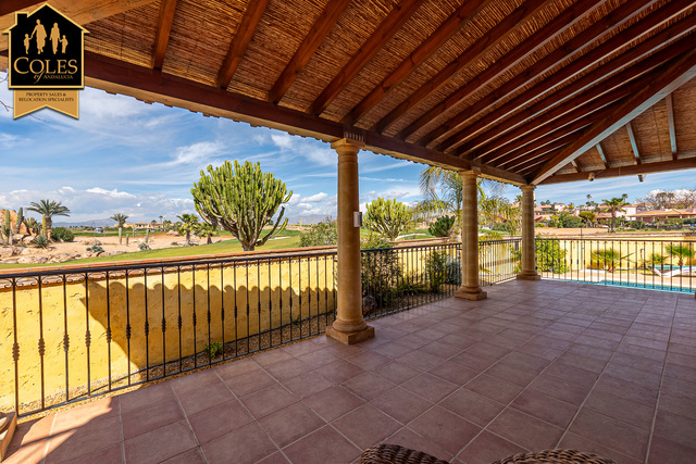 DES4V04: Villa for Sale in Desert Springs, Almería
