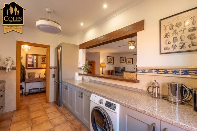 DES4V03: Villa for Sale in Desert Springs, Almería