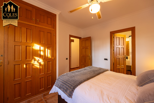 DES4V03: Villa for Sale in Desert Springs, Almería