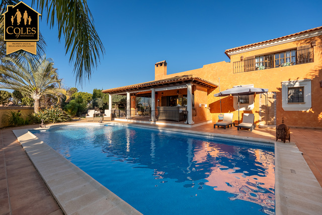 4 Bedroom Villa in Desert Springs