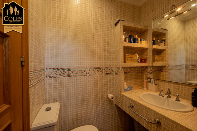 DES4V03: Villa for Sale in Desert Springs, Almería