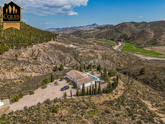 RUB3V23: Villa for Sale in Velez Rubio, Almería RUB3V23: Villa for Sale in Velez Rubio, Almería