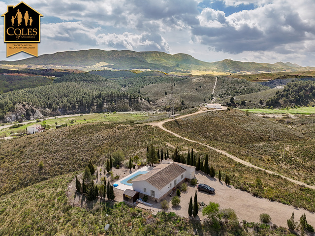 RUB3V23: Villa for Sale in Velez Rubio, Almería RUB3V23: Villa for Sale in Velez Rubio, Almería