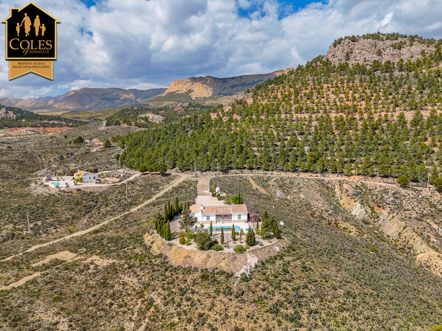 RUB3V23: Villa for Sale in Velez Rubio, Almería RUB3V23: Villa for Sale in Velez Rubio, Almería