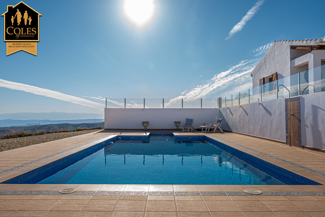 HUE4V03: Villa for Sale in Huercal-Overa, Almería