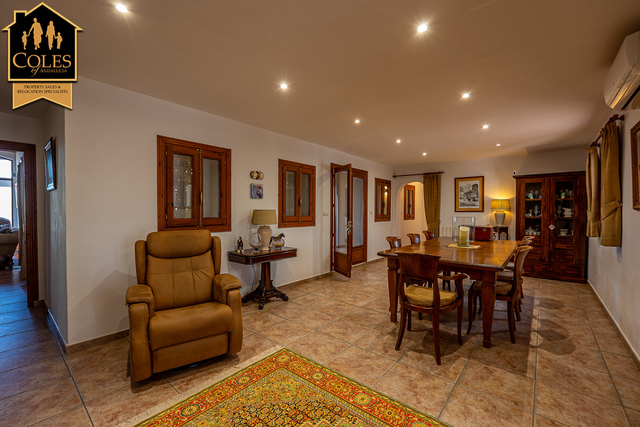 HUE4V03: Villa for Sale in Huercal-Overa, Almería