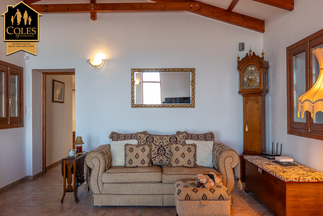 HUE4V03: Villa for Sale in Huercal-Overa, Almería