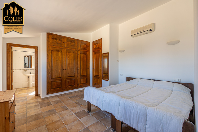 CAN4V03: Villa for Sale in Cantoria, Almería CAN4V03: Villa for Sale in Cantoria, Almería