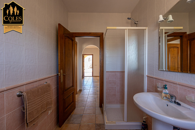 CAN4V03: Villa for Sale in Cantoria, Almería CAN4V03: Villa for Sale in Cantoria, Almería