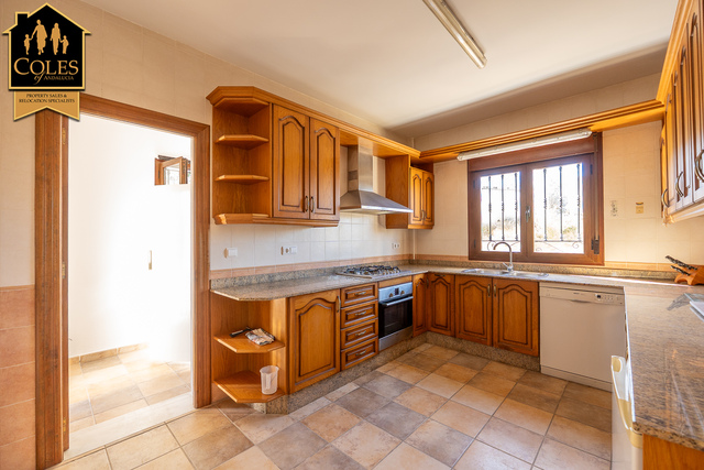 CAN4V03: Villa for Sale in Cantoria, Almería CAN4V03: Villa for Sale in Cantoria, Almería