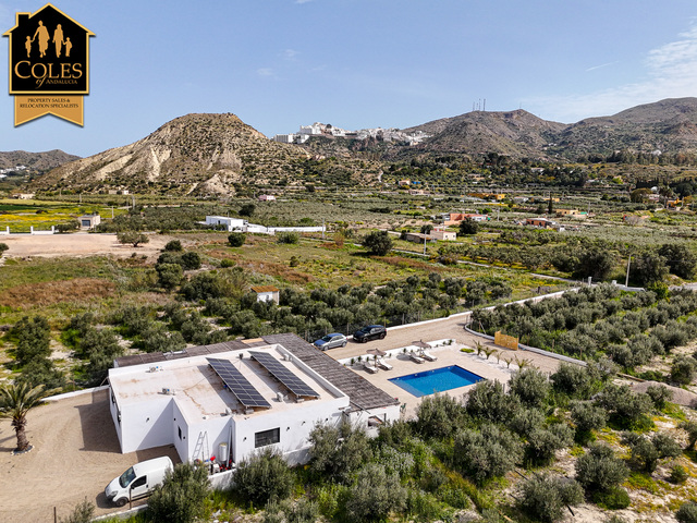 MOJ3V19: Villa for Sale in Mojácar, Almería