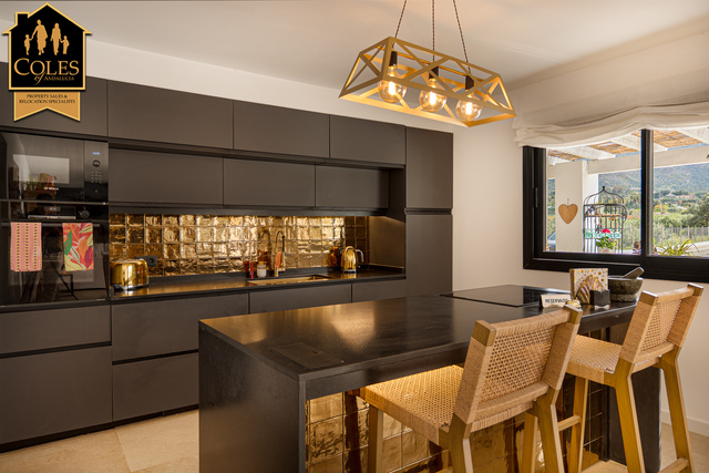 MOJ3V19: Villa for Sale in Mojácar, Almería