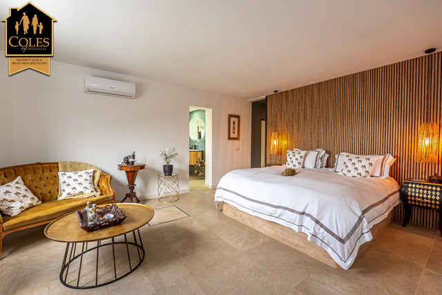 MOJ3V19: Villa for Sale in Mojácar, Almería