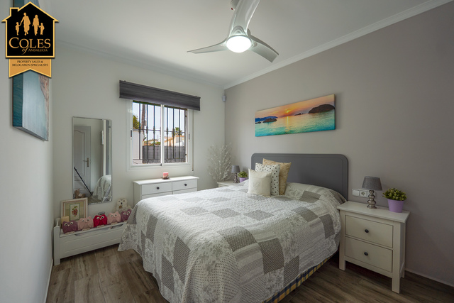 ARB3VGL18: Villa for Sale in Arboleas, Almería