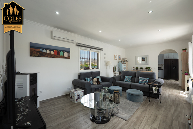 ARB3VGL18: Villa for Sale in Arboleas, Almería