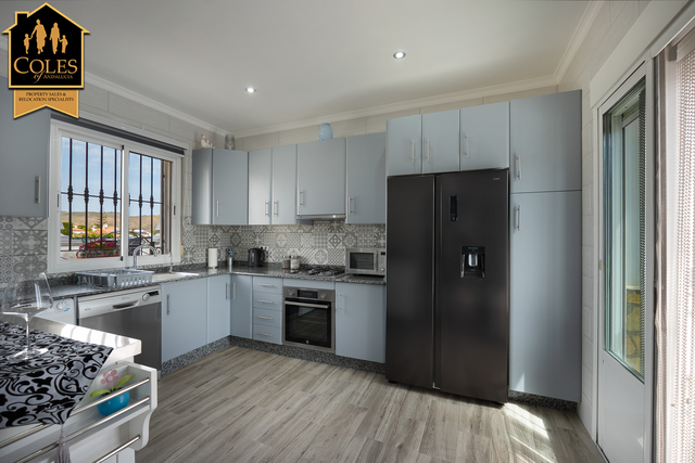 ARB3VGL18: Villa for Sale in Arboleas, Almería