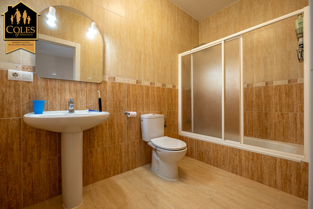 ZUR3V17: Villa for Sale in Zurgena, Almería