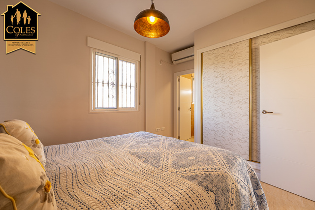 ZUR3V17: Villa for Sale in Zurgena, Almería