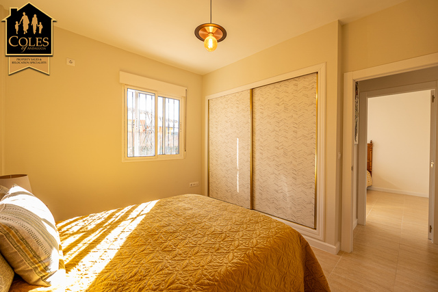 ZUR3V17: Villa for Sale in Zurgena, Almería