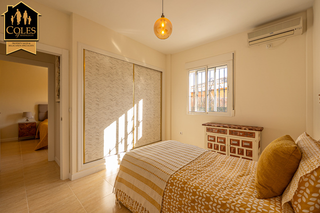 ZUR3V17: Villa for Sale in Zurgena, Almería