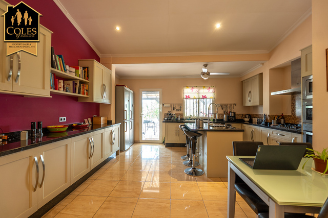 MUL4V02: Villa for Sale in La Muleria, Almería