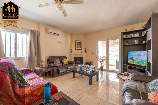 MUL4V02: Villa for Sale in La Muleria, Almería