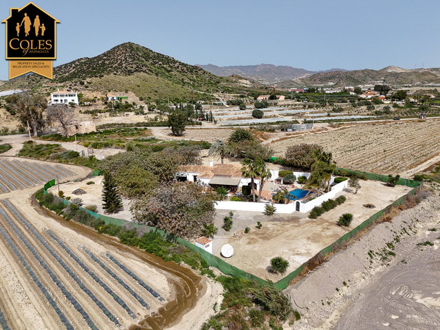 MUL4V02: Villa for Sale in La Muleria, Almería