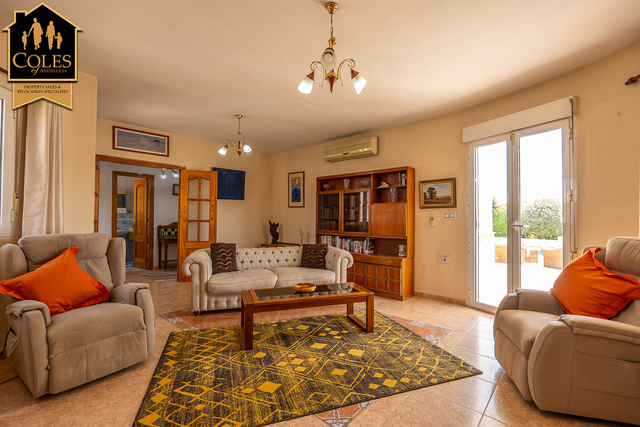 ARB3VLP52: Villa for Sale in Arboleas, Almería