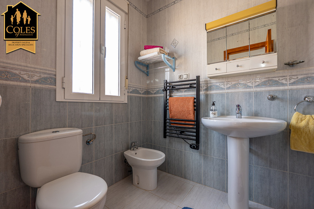 ARB3VLP52: Villa for Sale in Arboleas, Almería