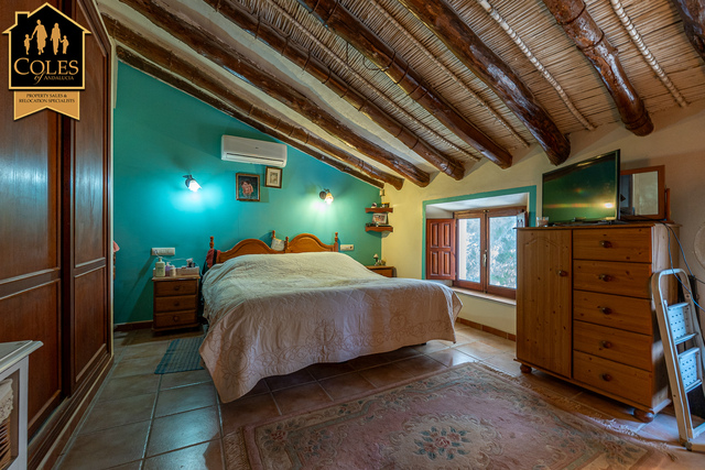 CAN4C04: Cortijo for Sale in La Hoya (Cantoria), Almería