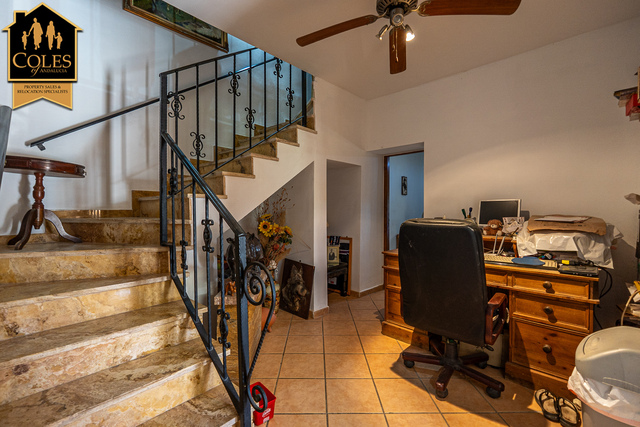 CAN4C04: Cortijo for Sale in La Hoya (Cantoria), Almería