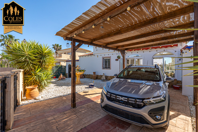 TUR2V24: Villa for Sale in Turre, Almería