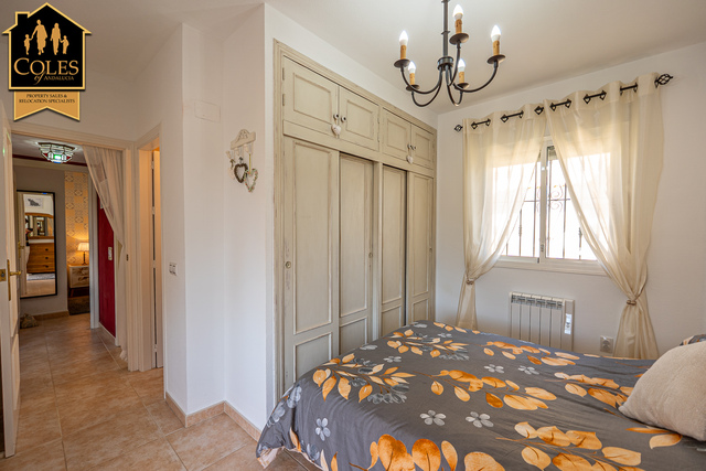 TUR2V24: Villa for Sale in Turre, Almería