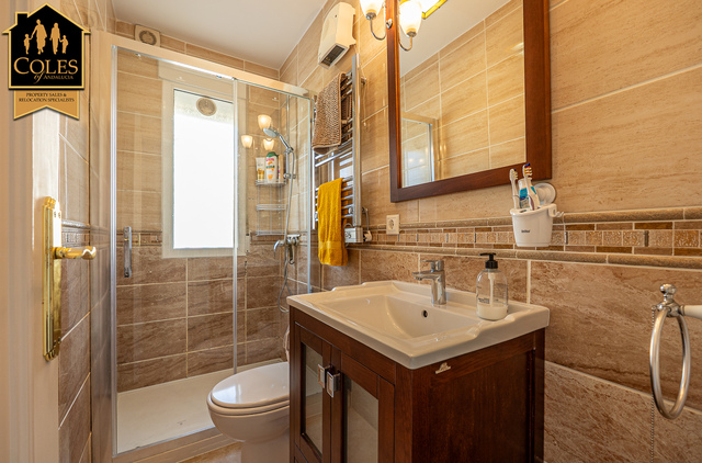 TUR2V24: Villa for Sale in Turre, Almería
