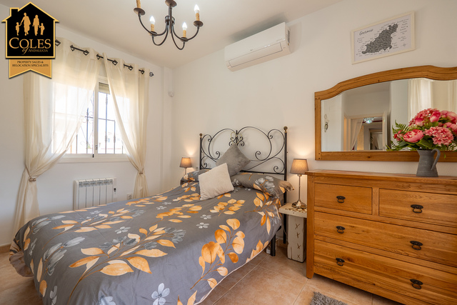 TUR2V24: Villa for Sale in Turre, Almería