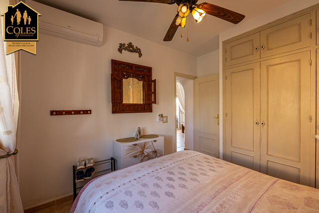 TUR2V24: Villa for Sale in Turre, Almería
