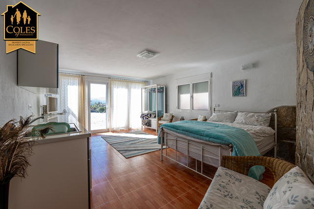 CAN4V02: Villa for Sale in Cantoria, Almería