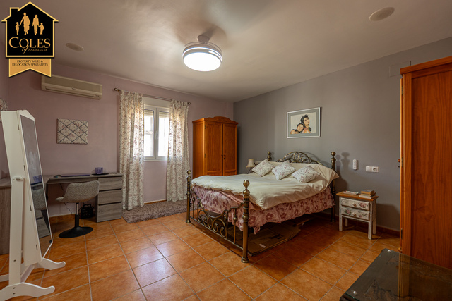 CAN4V02: Villa for Sale in Cantoria, Almería