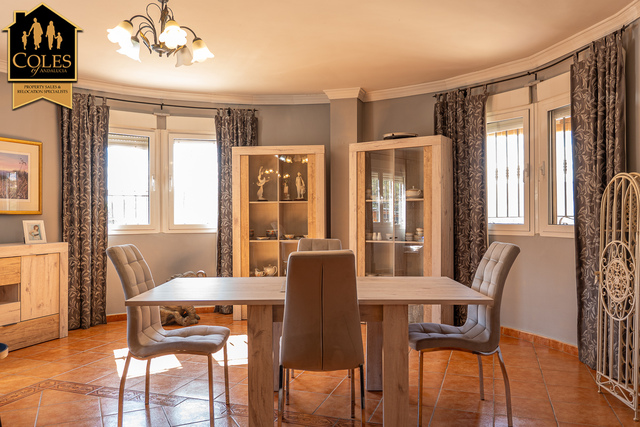 CAN4V02: Villa for Sale in Cantoria, Almería