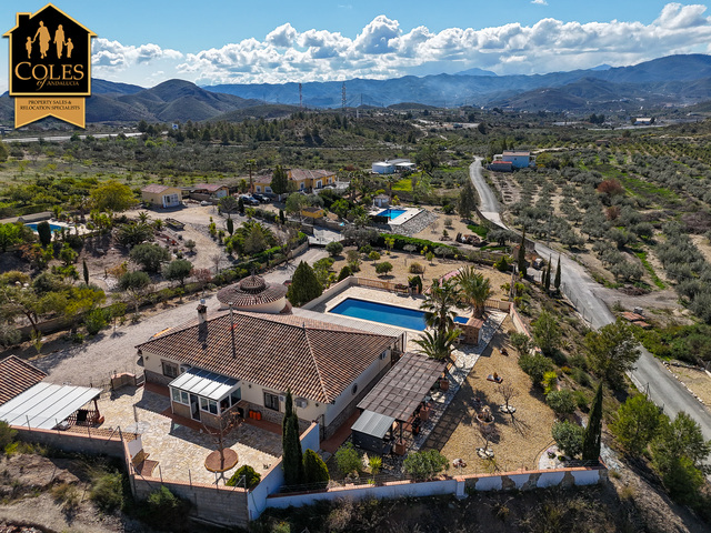 CAN4V02: Villa for Sale in Cantoria, Almería