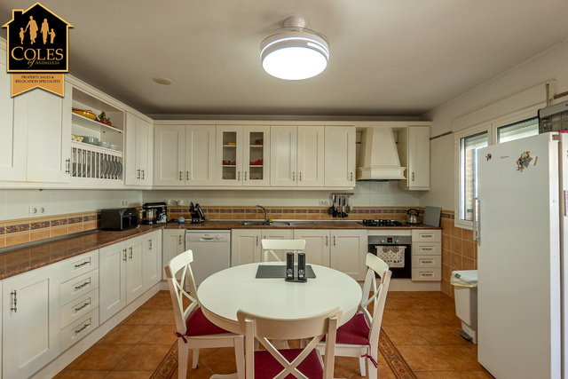 CAN4V02: Villa for Sale in Cantoria, Almería